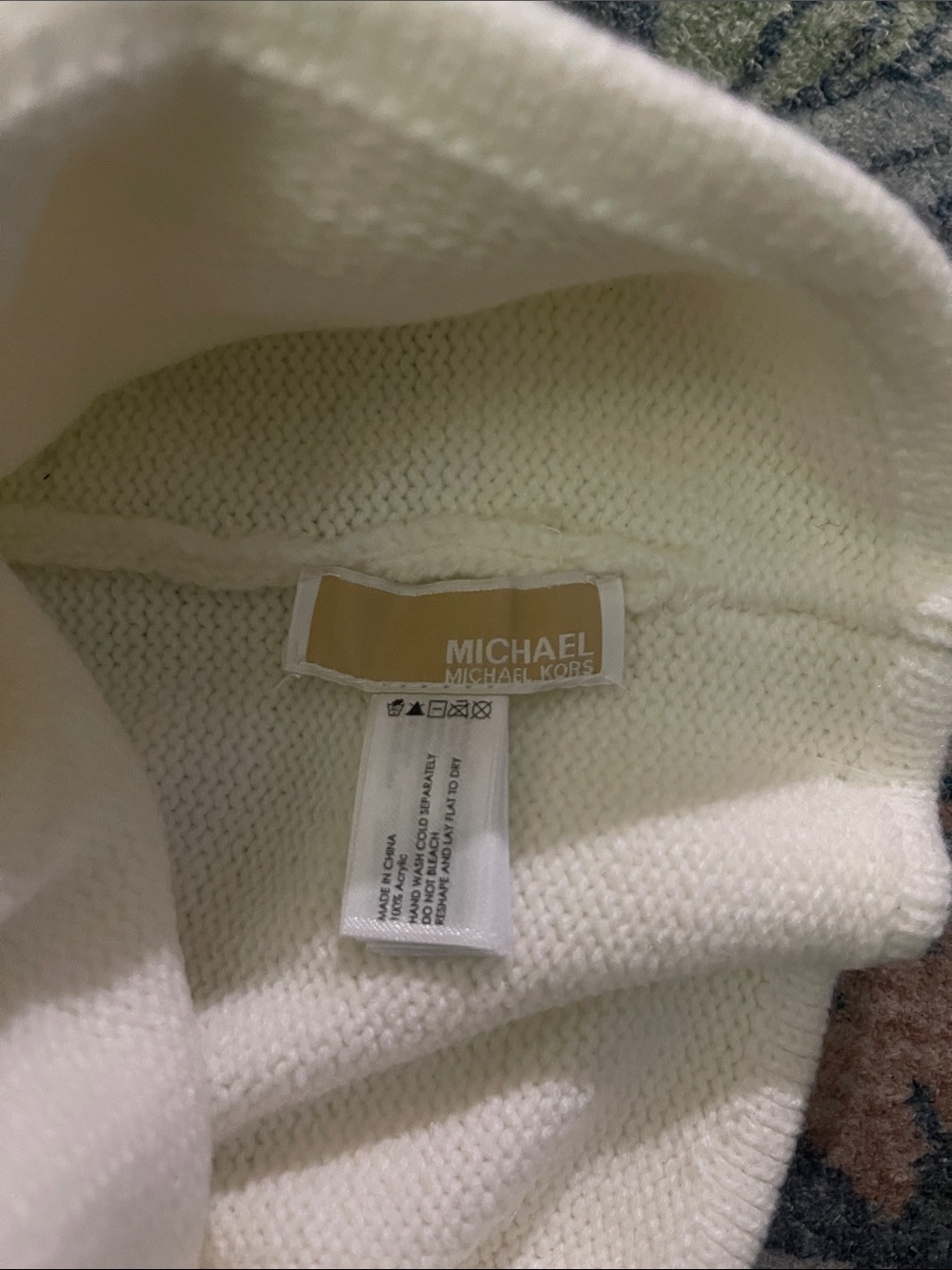Michael Kors Cream Knit Beanie with Gold Studs & MK Emblem - Picture 4 of 4